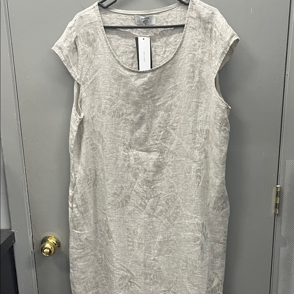 Papillon Linen Midi Dress w/Pockets—-MAKE AN OFFER!